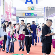 <b>成为国内**的分析性会展办事机构</b>